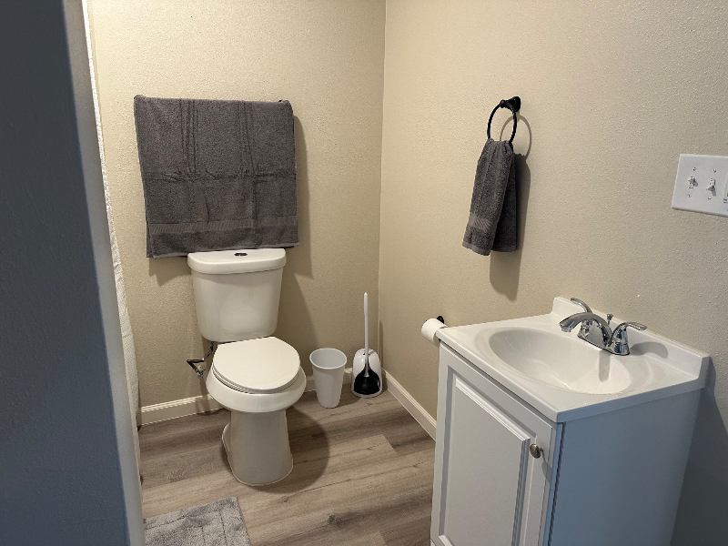 135 W Monroe St #3 - Photo 7 of 10