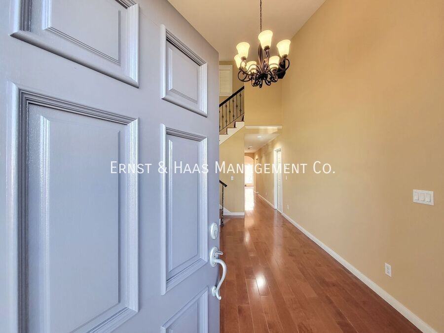 22419 Grace Ave - Photo 2 of 41