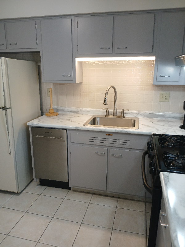 602 E Washington St #602 - Photo 4 of 19