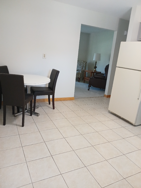 602 E Washington St #602 - Photo 6 of 19