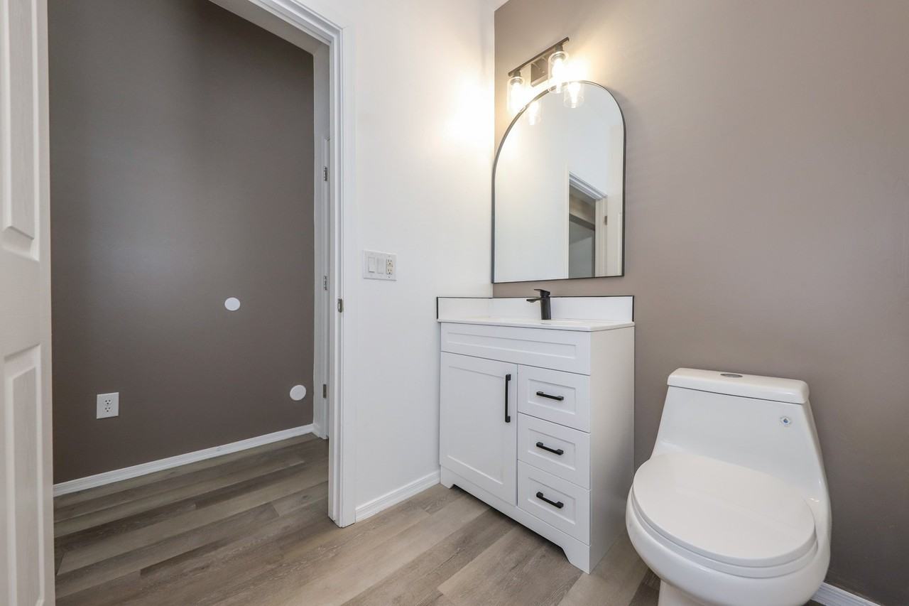 718 S Harry P Stagg Dr - Photo 5 of 18