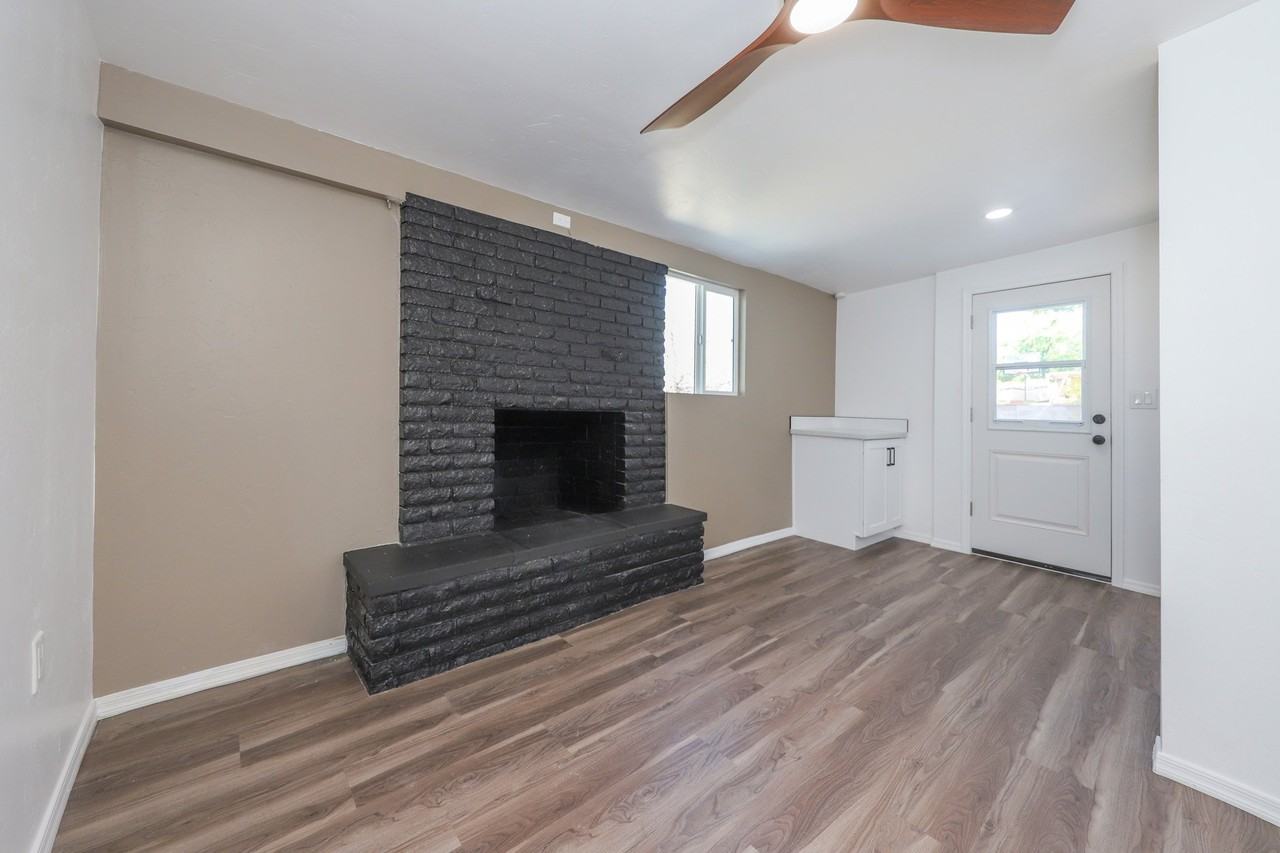 1132 S Eli Dr - Photo 7 of 13