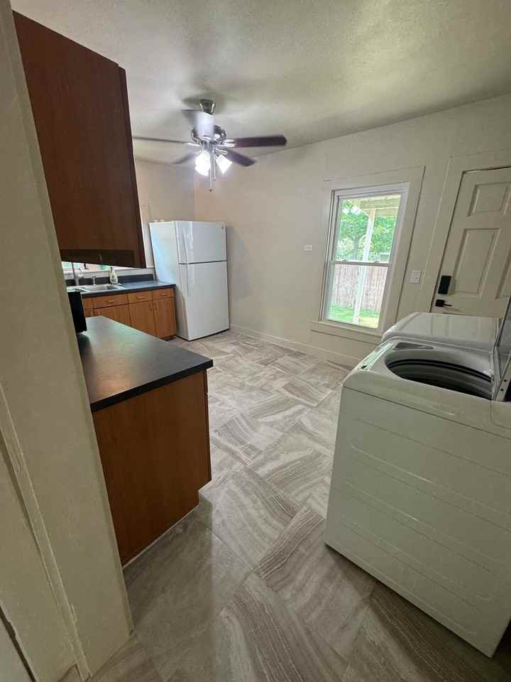 506 Scurlock St - Photo 6 of 12