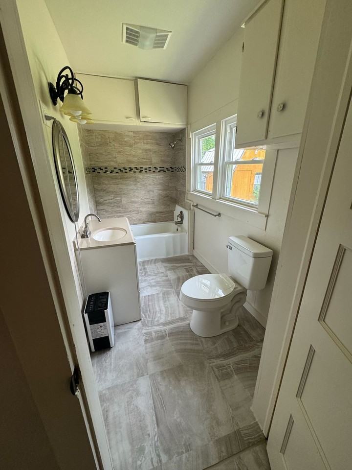 506 Scurlock St - Photo 7 of 12