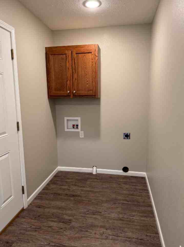 919/921 W Stewart St #921 - Photo 6 of 10