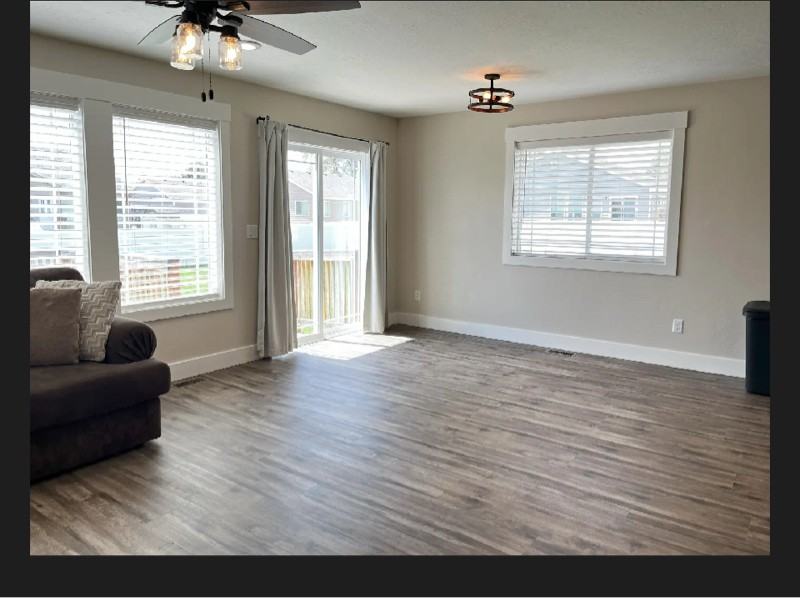 3714 E 19th N - Photo 3 of 20