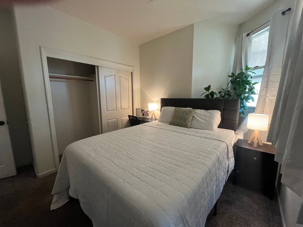 8408 Arrowroot Cir #9 - Photo 4 of 9
