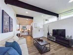 7609 Amelia Rd #H - Photo 4 of 20