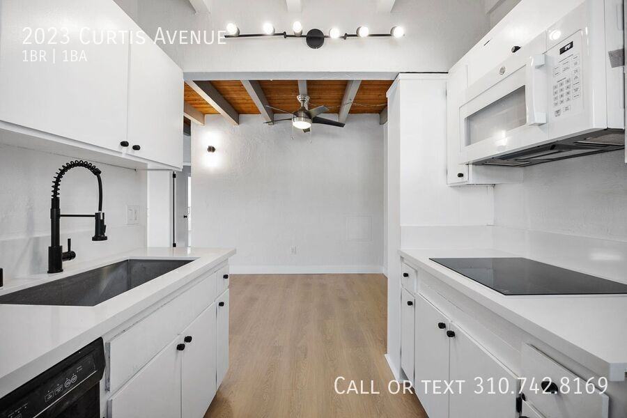 2023 Curtis Ave - Photo 4 of 18