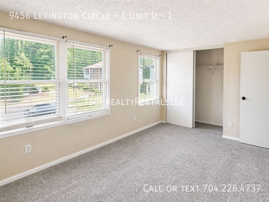 9456 Lexington Cir Apt D #1 - Photo 7 of 10