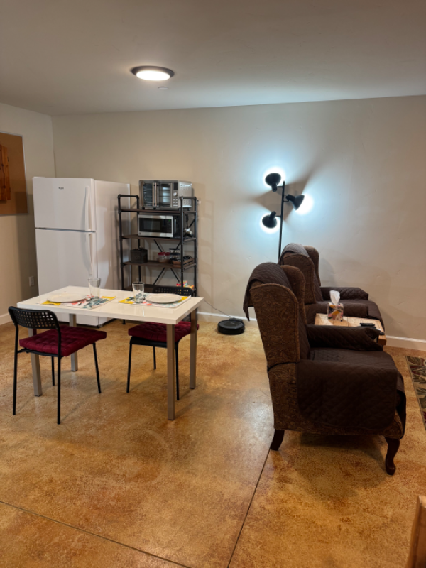 2091 Fallbrook Ct - Photo 5 of 23