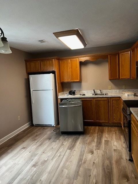 32 Robbye Ln - Photo 3 of 11