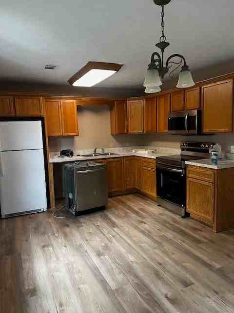 32 Robbye Ln - Photo 4 of 11