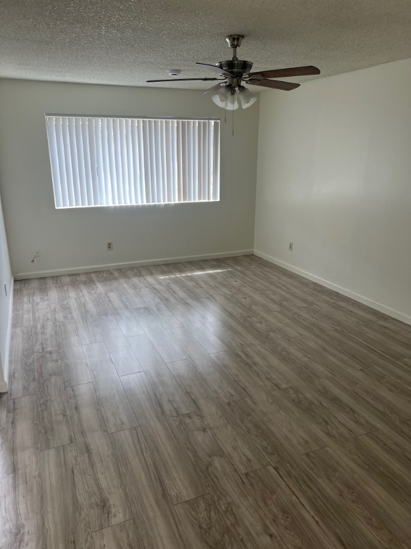 114 N Mountain Ave #114 - Photo 7 of 9