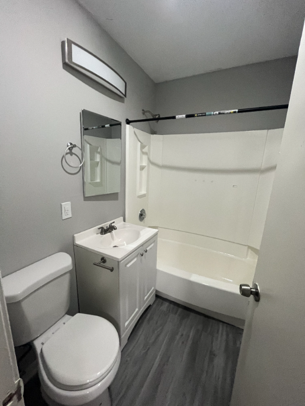 235 Collins St #C2 - Photo 6 of 11