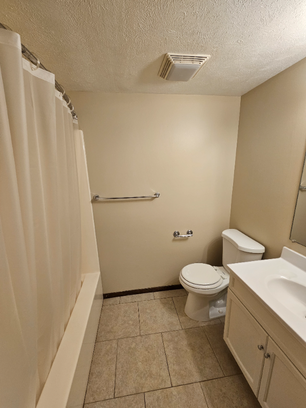 1800 Knox St #1806-16 - Photo 4 of 8