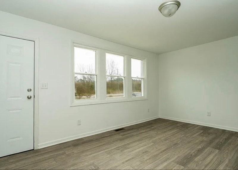 421 Pineville Rd - Photo 5 of 12