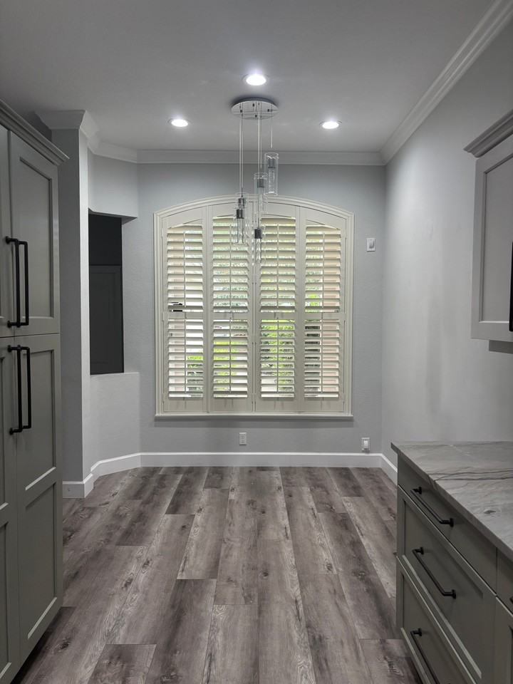 1421 Carlow Cir - Photo 3 of 13