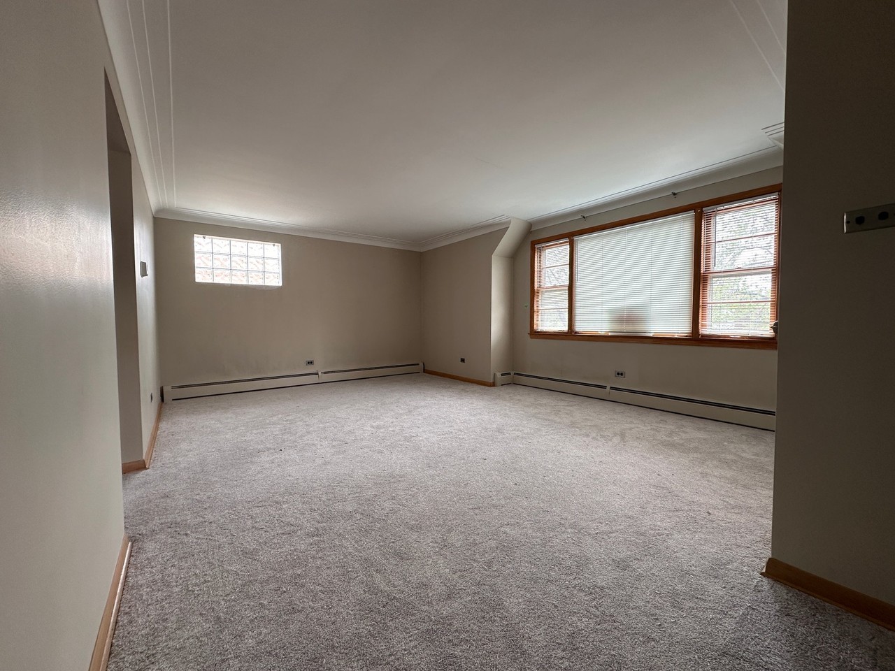 4104 W 55th St #2 - Photo 2 of 5