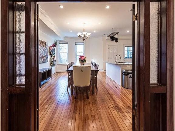 1008 8th St Ne - Photo 3 of 20