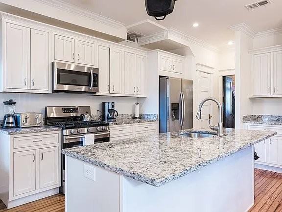 1008 8th St Ne - Photo 5 of 20