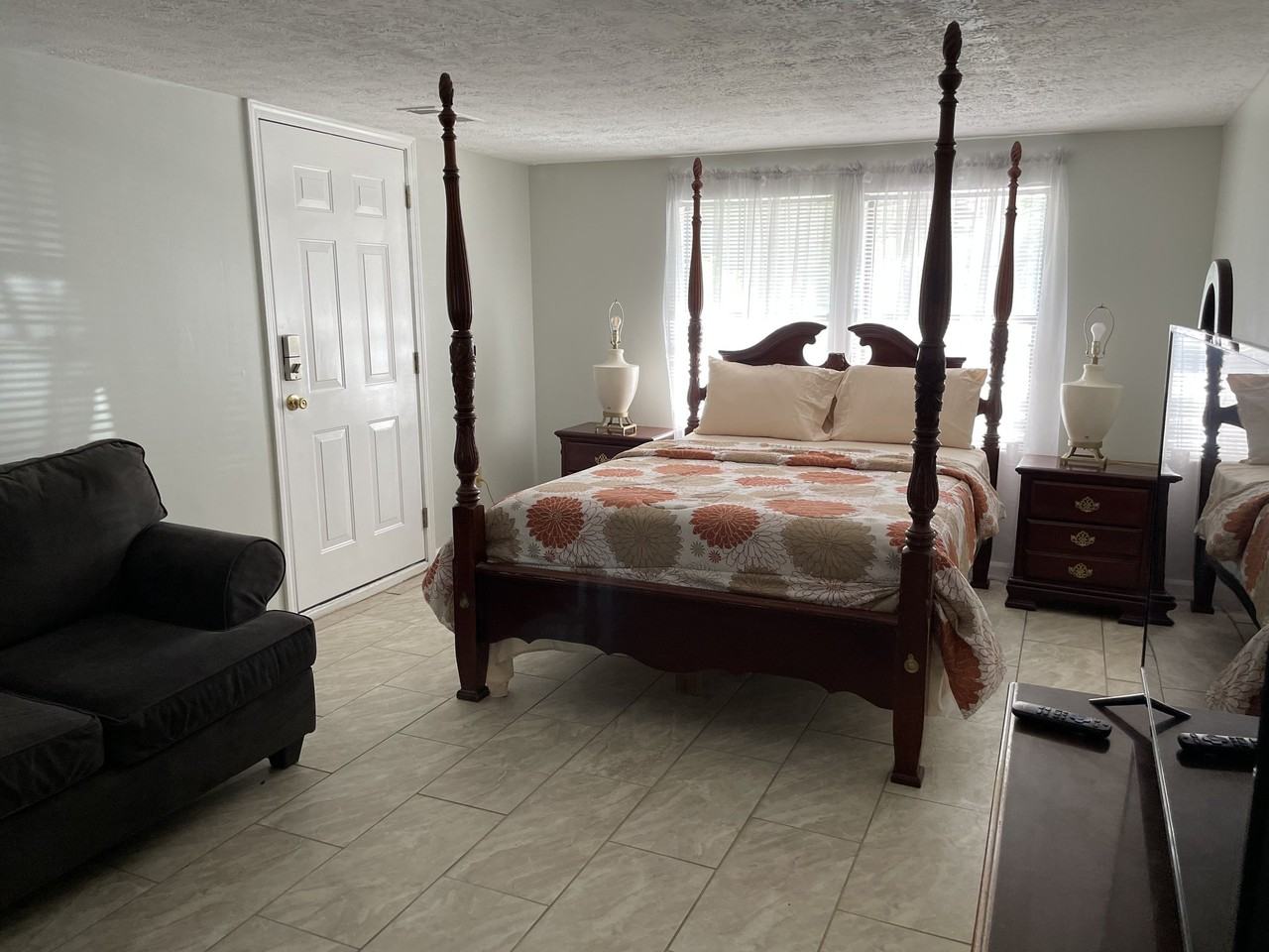 4458 Tarragon Ln #A - Photo 3 of 6