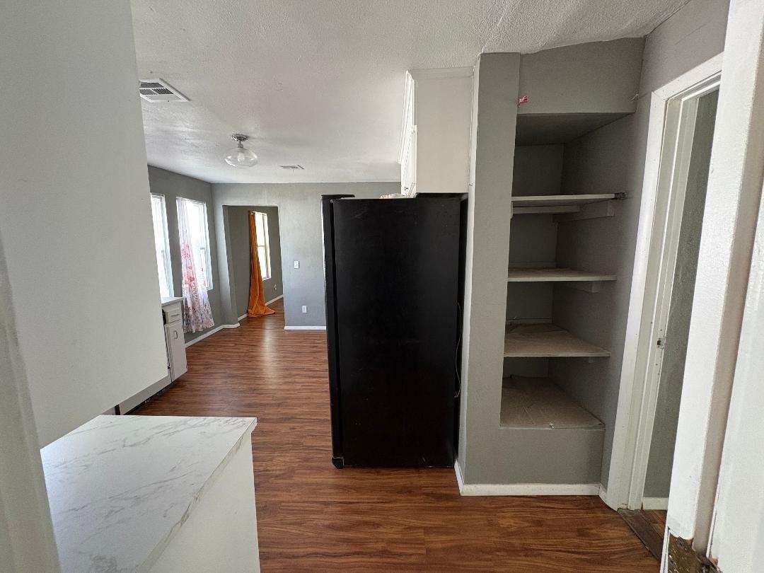 307 E 3rd St - Photo 6 of 16