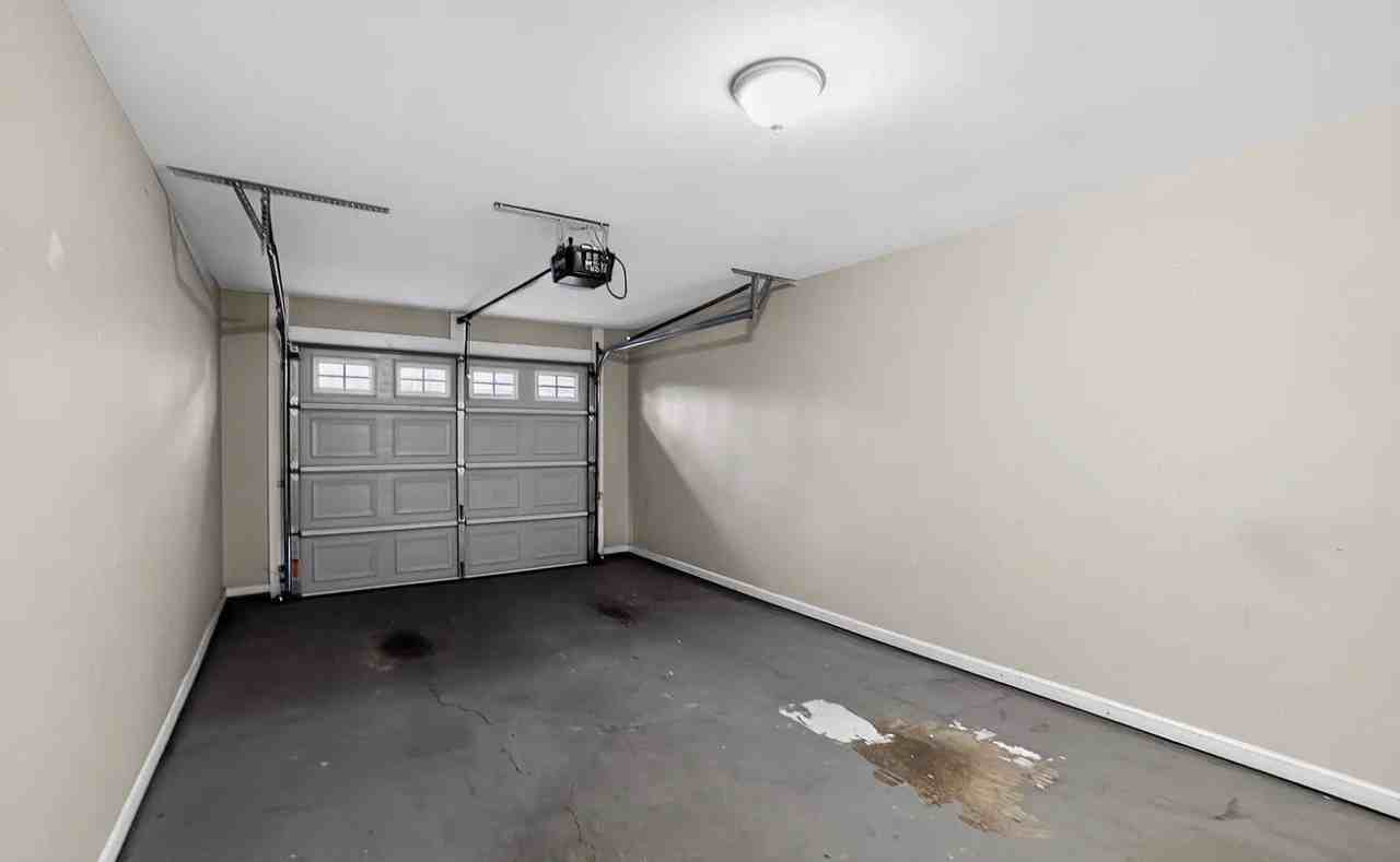 2732 Silver Hill Ter Se - Photo 2 of 18