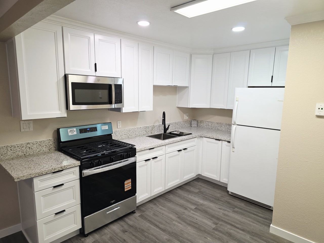 5917 Streamview Dr #2