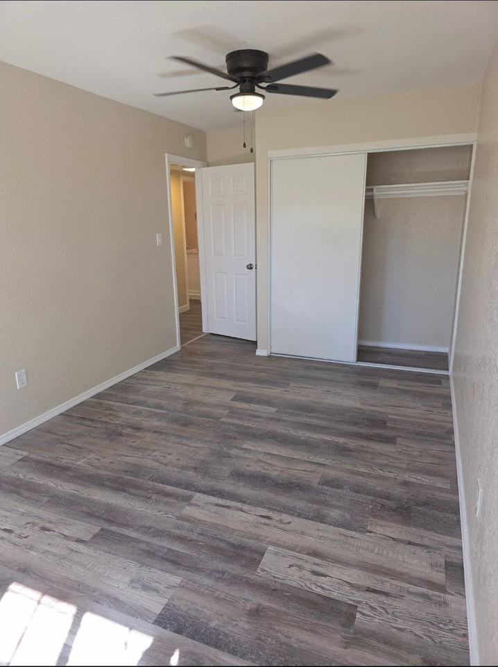 5917 Streamview Dr #2 - Photo 6 of 19
