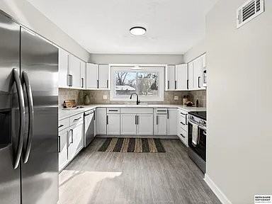 5610 Seward St - Photo 3 of 20