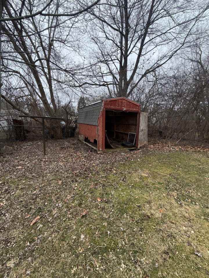 246 E York Ave - Photo 6 of 20