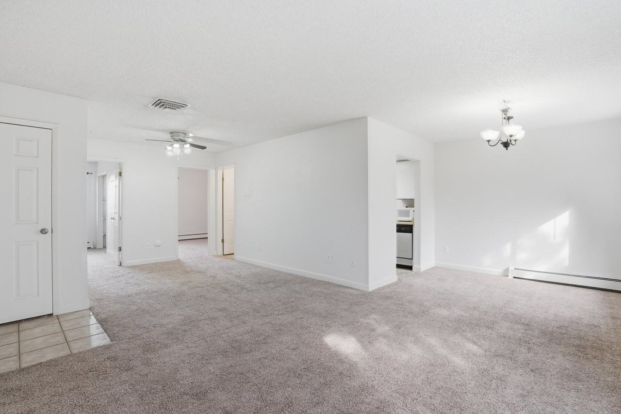 1140 Walnut Ave #17 - Photo 3 of 18