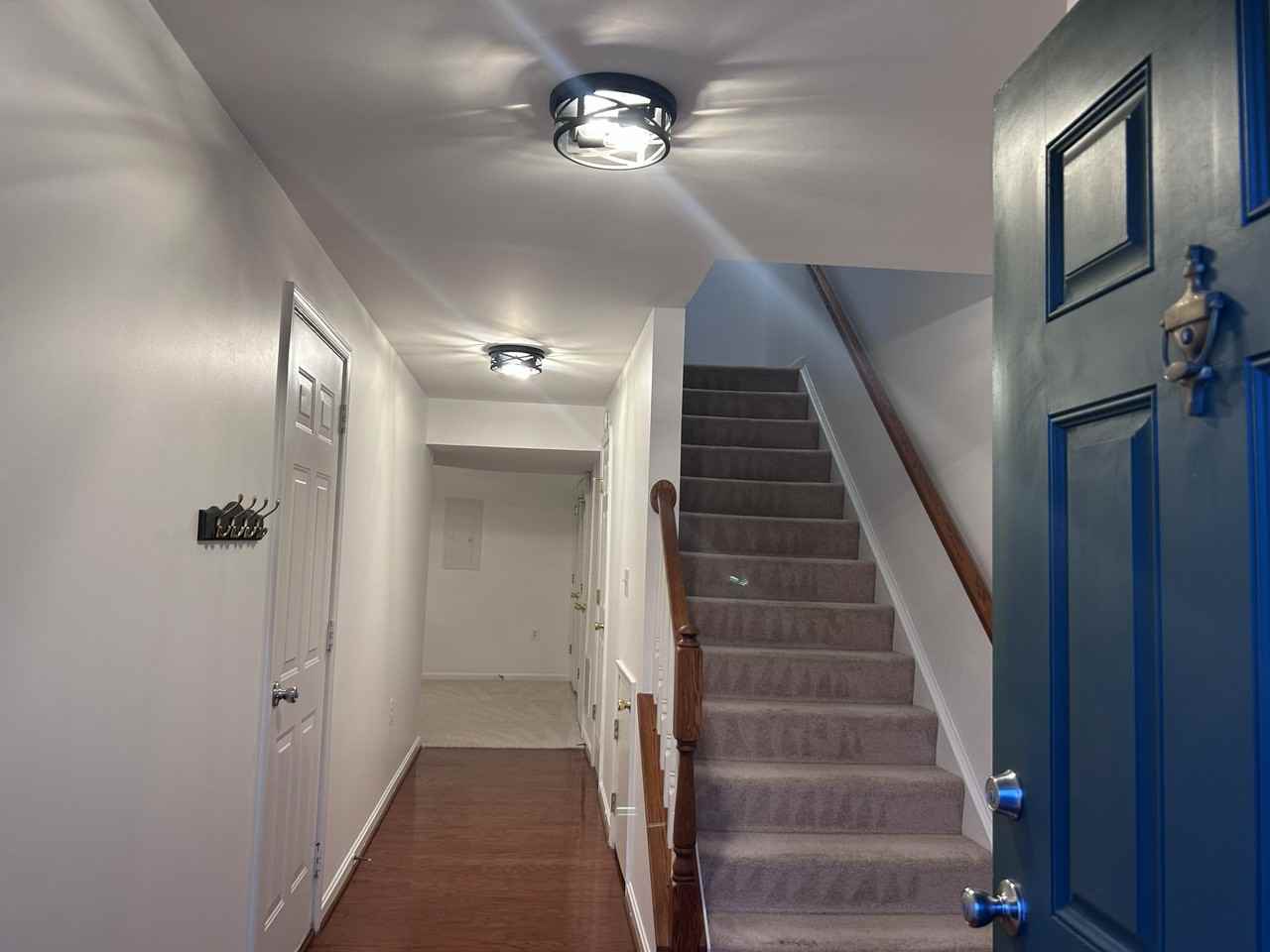 1057 Lake Pelham Dr - Photo 4 of 20