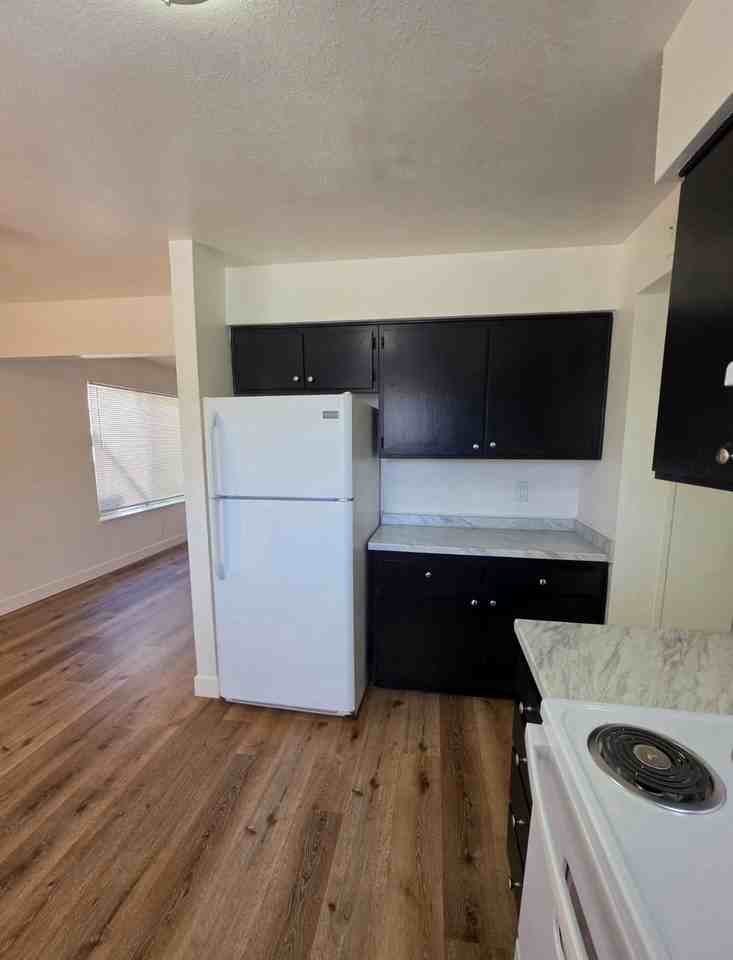 4264 N Bengston Ave #101 - Photo 5 of 12