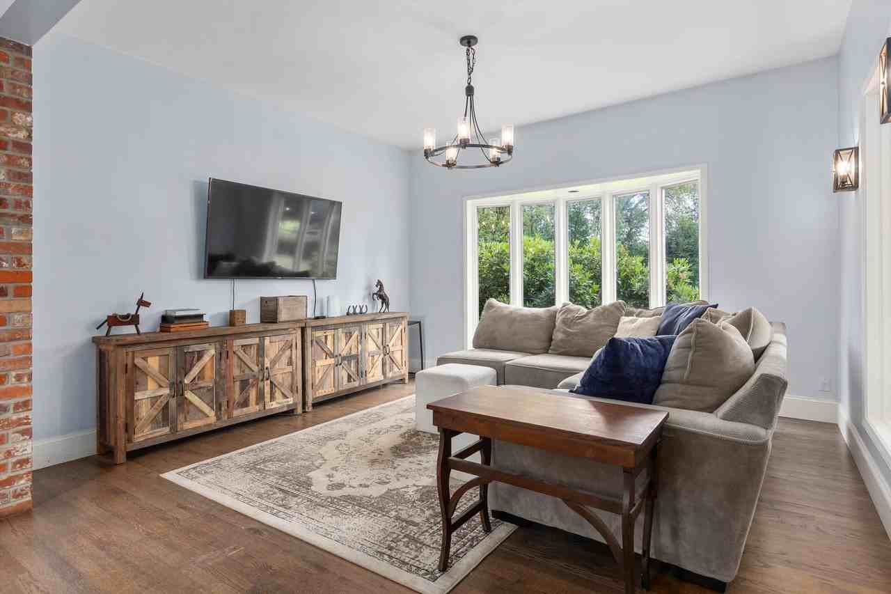 18804 Ne 106th St - Photo 3 of 18