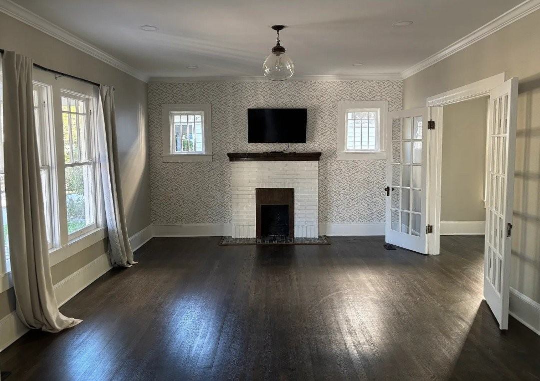 313 W Fisher Ave - Photo 2 of 20