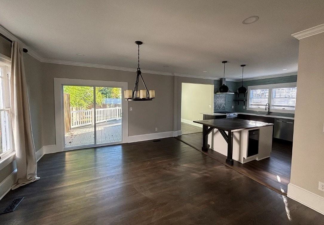 313 W Fisher Ave - Photo 4 of 20
