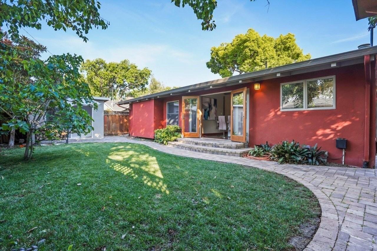 2417 Johnson Pl - Photo 5 of 17