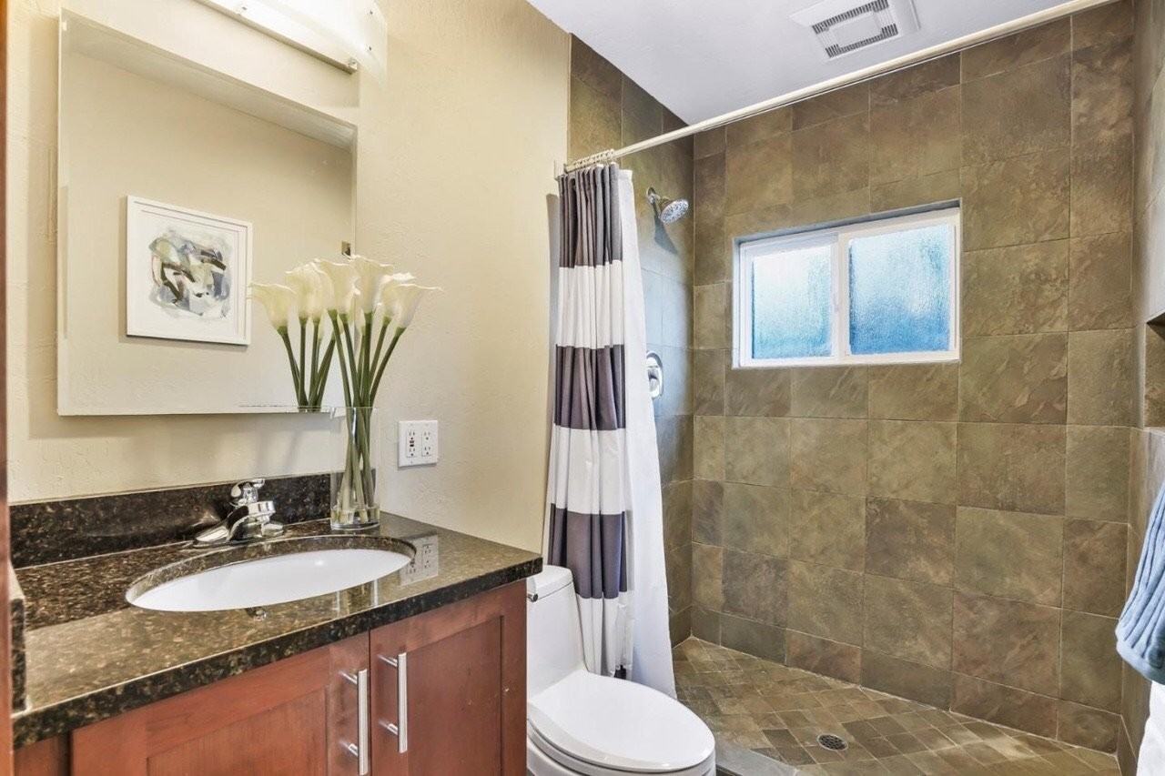 2417 Johnson Pl - Photo 6 of 17