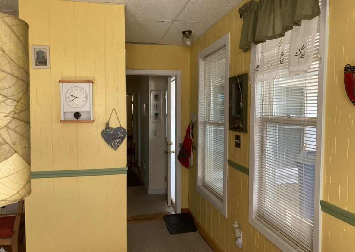 421 Sweeny Ave - Photo 5 of 18