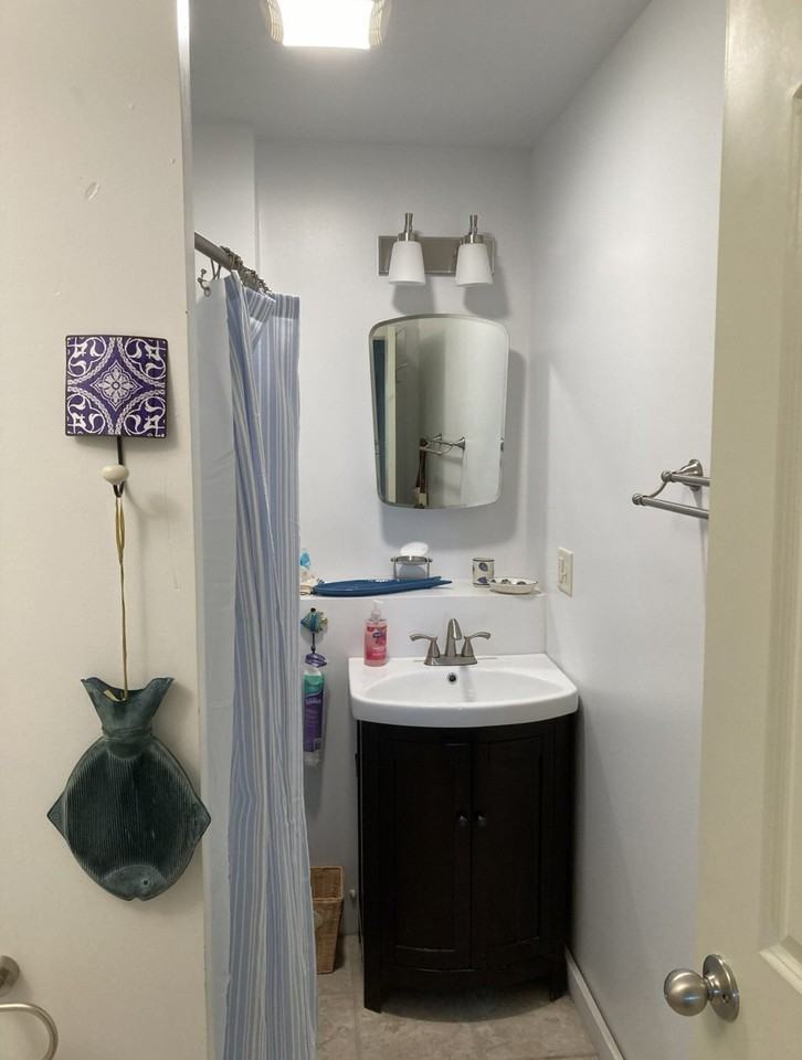 421 Sweeny Ave - Photo 7 of 18