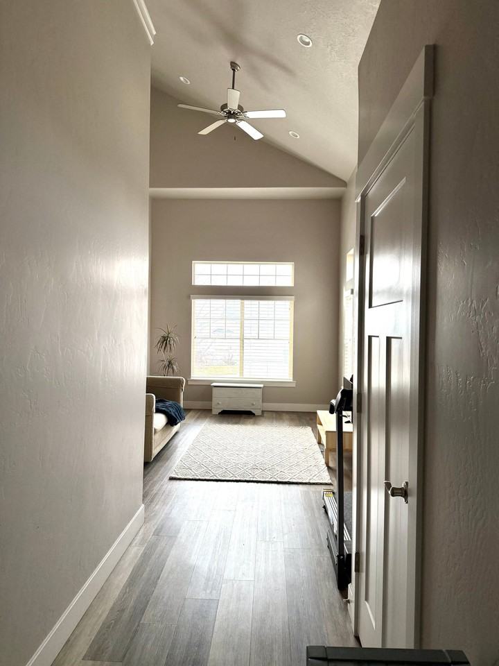 822 S Aspen Way - Photo 4 of 15