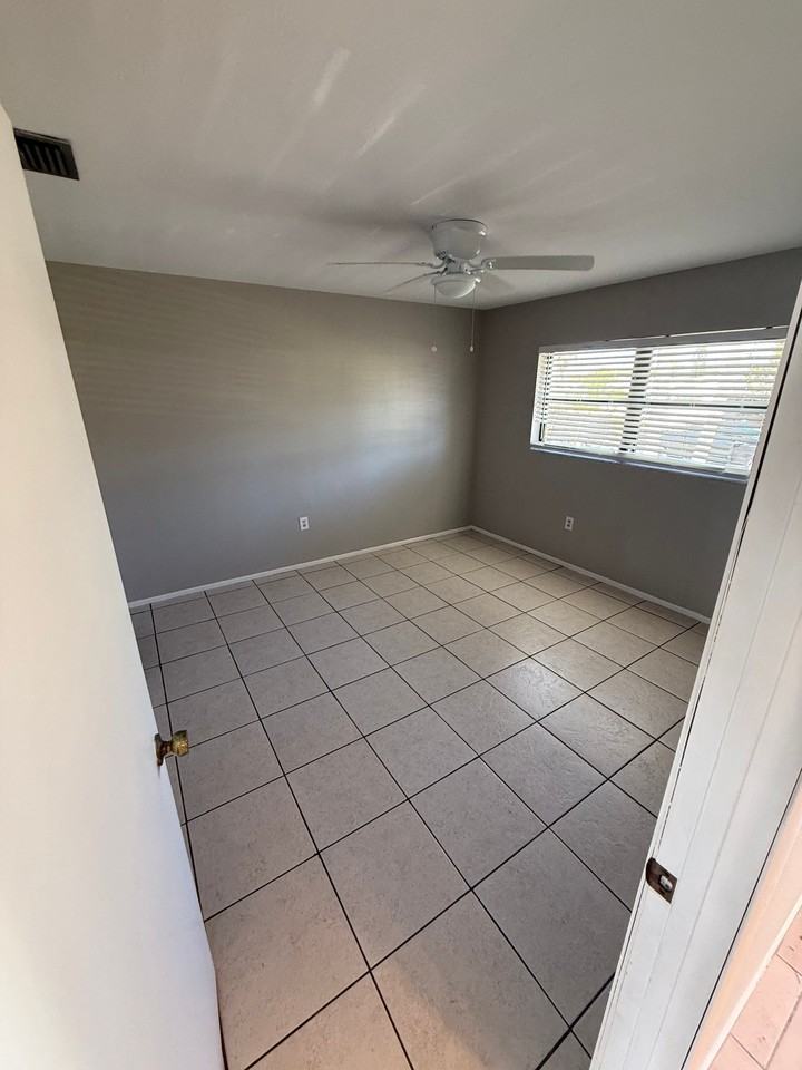 1755 Florence Ave - Photo 3 of 8