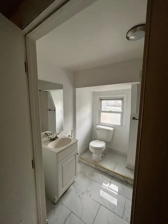 1331 72nd Ave #A - Photo 6 of 8