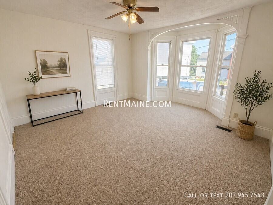 329 Union St #1 - Photo 3 of 9