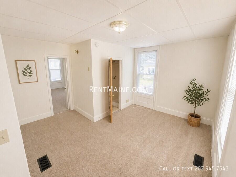 329 Union St #1 - Photo 5 of 9