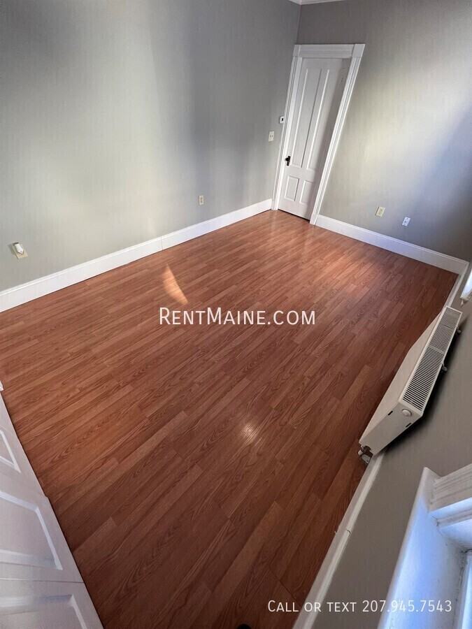 88 Otis St - Photo 6 of 11