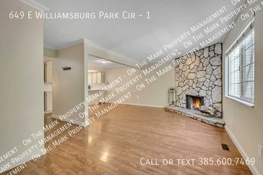 649 E Williamsburg Park Cir #1 - Photo 3 of 29