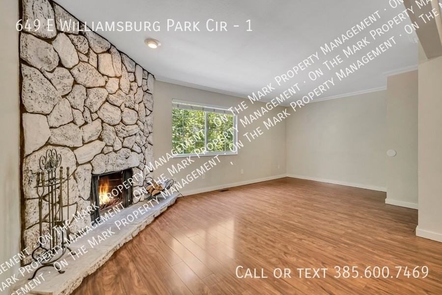 649 E Williamsburg Park Cir #1 - Photo 4 of 29